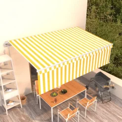 Automaattisesti kelattava markiisi verhoilla 3x2,5 m sinivalk.