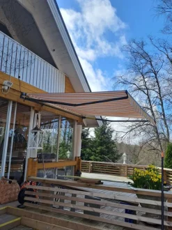 Automaattisesti sisäänkelattava markiisi 350x250 cm kerma