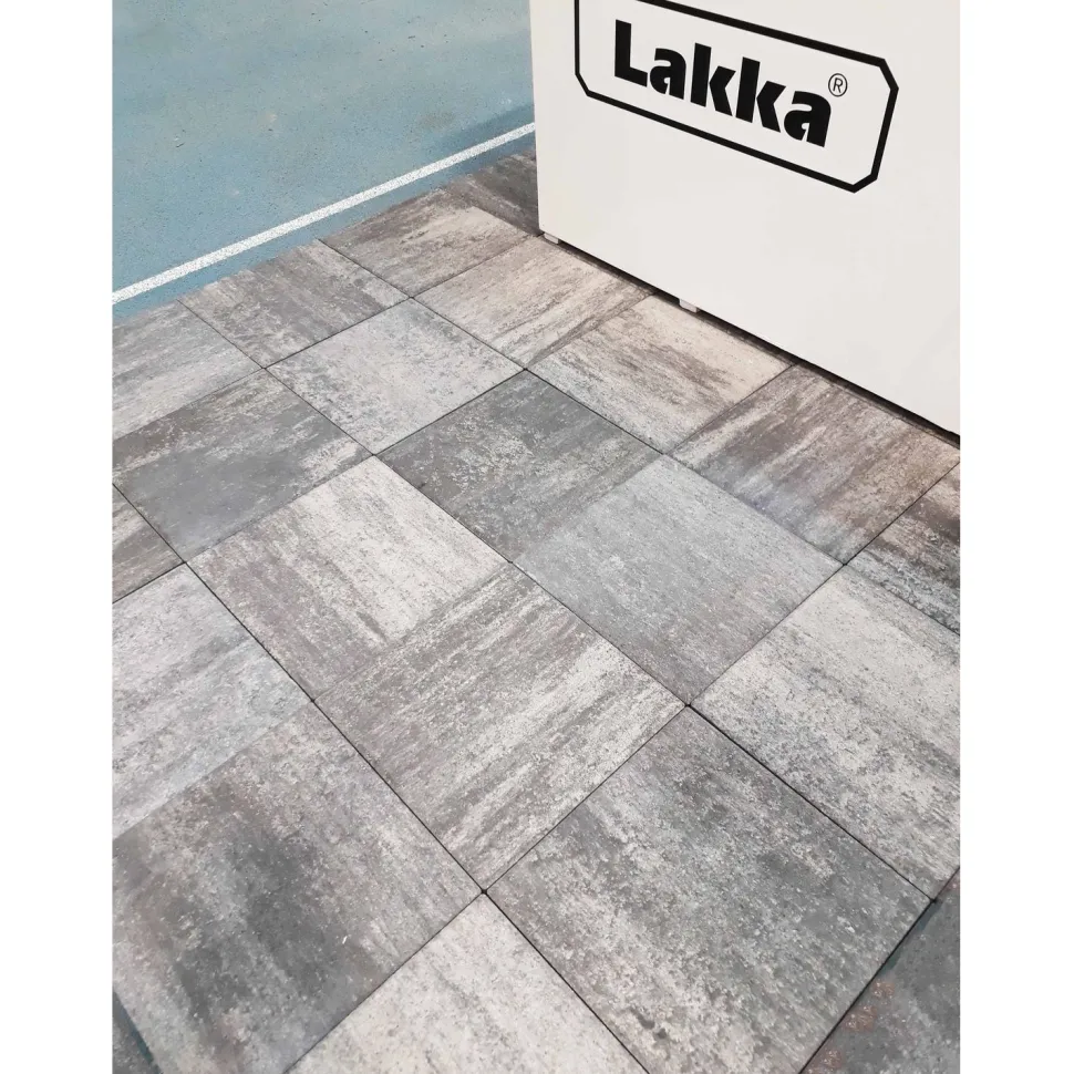 Betonilaatta Lakka Loimulaatta 405 400 x 400 x 50 mm mustavalkoinen