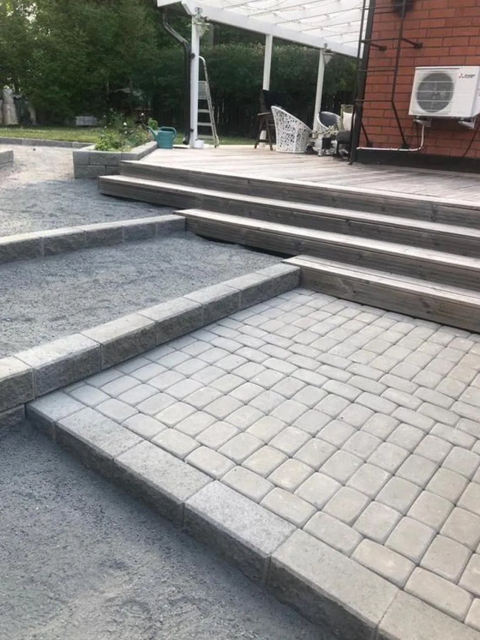 Citymuurikivi Lakka lohko/sileä 360x180x150 mm harmaa