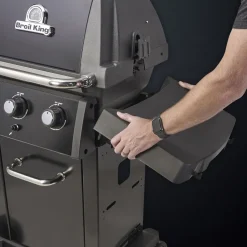 Kaasugrilli Broil King Royal 340 Shadow, 3 poltinta, sivukeitin