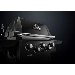 Kaasugrilli Broil King Signet 390 Shadow, 3 poltinta, sivukeitin, varraspaahdin