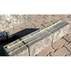 Kiviliima Illbruck PU700 750 ml