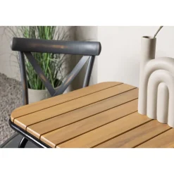 Parvekeryhmä Venture Home,  88x70cm Holmbeck-pöytä + 2 mustaa Tablas-tuolia