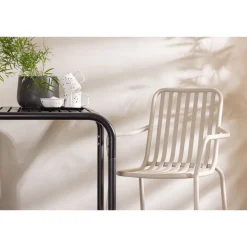 Parvekeryhmä Venture Home, 70x70cm beige Borneo-pöytä + 2 beigeä Peking-tuolia