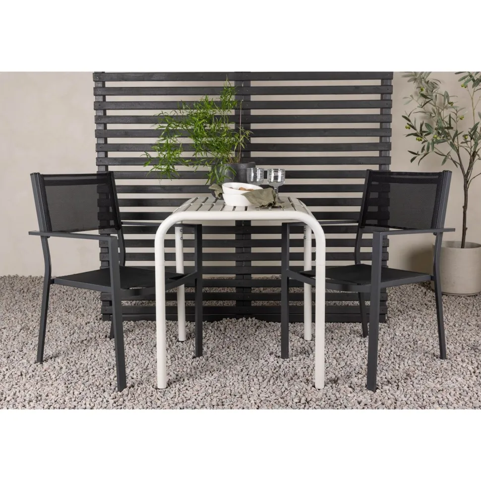 Parvekeryhmä Venture Home, 70x70cm beige Borneo-pöytä + 2 mustaa Copacabana-tuolia
