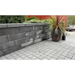Pihakivi Rudus Artik-noppa, 92x92x80mm, profiloitu, musta