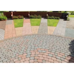 Pihakivi Rudus Klassikko iso kaarre 80 110x115x80 mm sileä punamusta