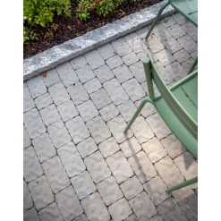 Pihakivisarja Rudus Verona-kivet 60 mm profiloitu harmaa