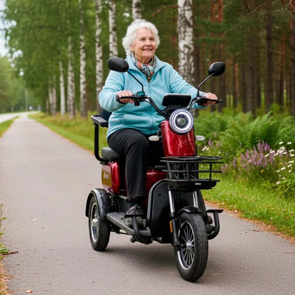 Senioriskootteri Arvo P250, eri värejä