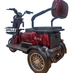 Senioriskootteri Arvo P250, eri värejä