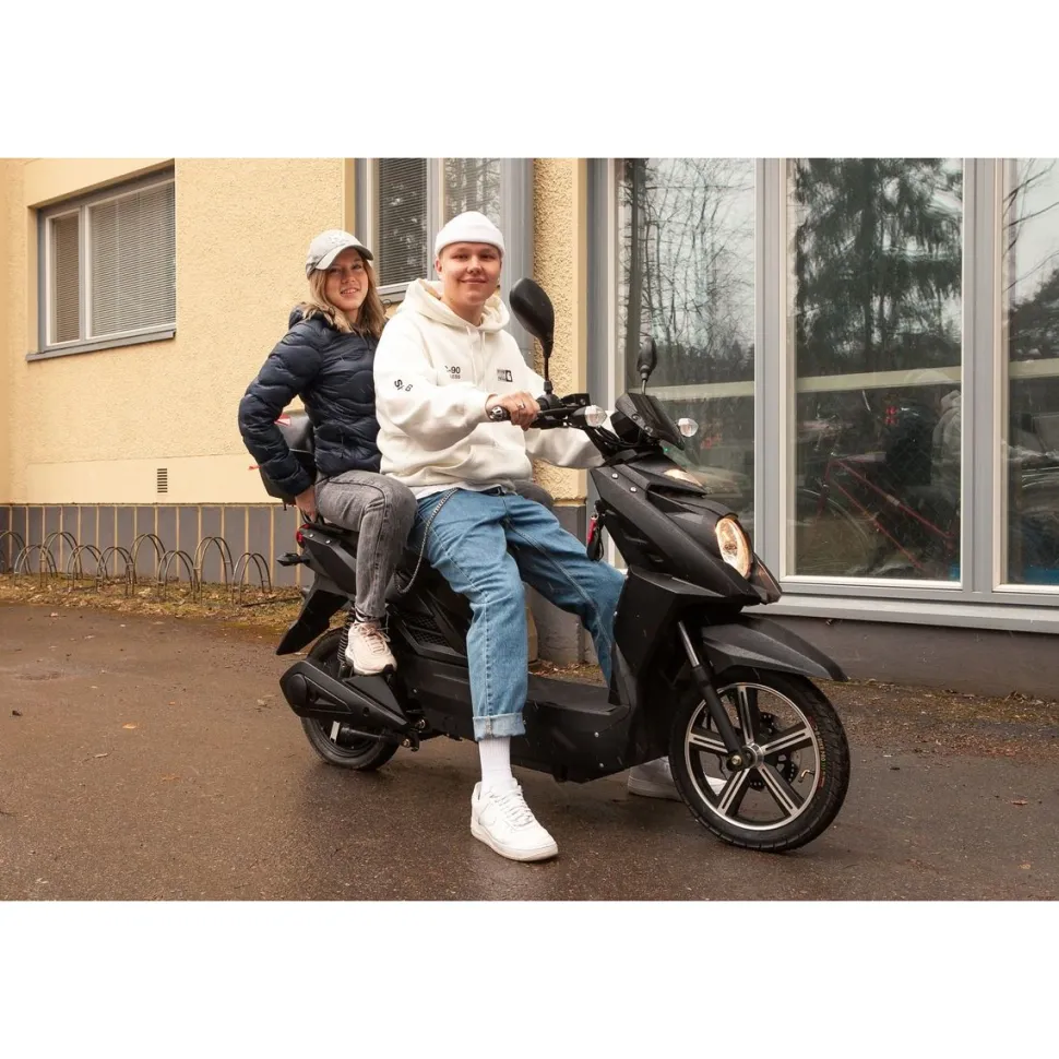 Sähköskootteri Kontio e-Scooter 2.0 eri värejä