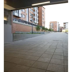 Sileä betonilaatta Rudus 420x420x60mm musta