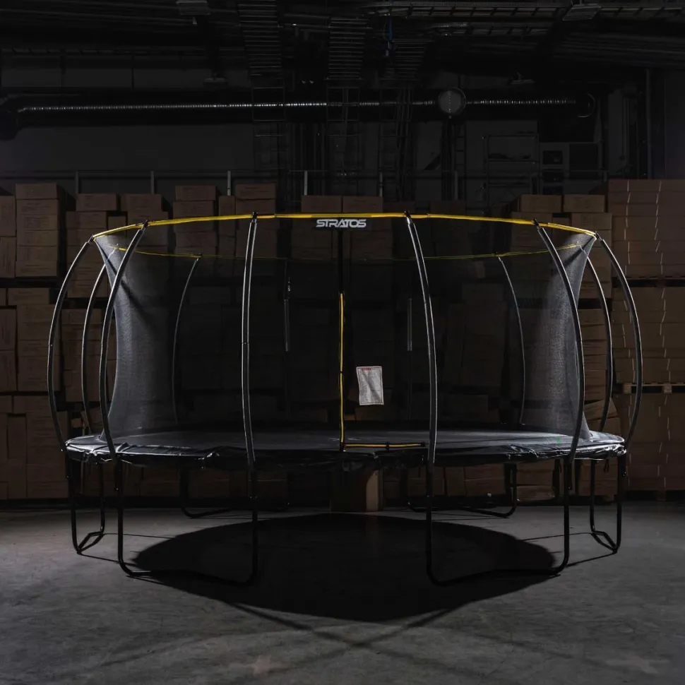 Trampoliini Stratos Ø4.88m turvaverkolla